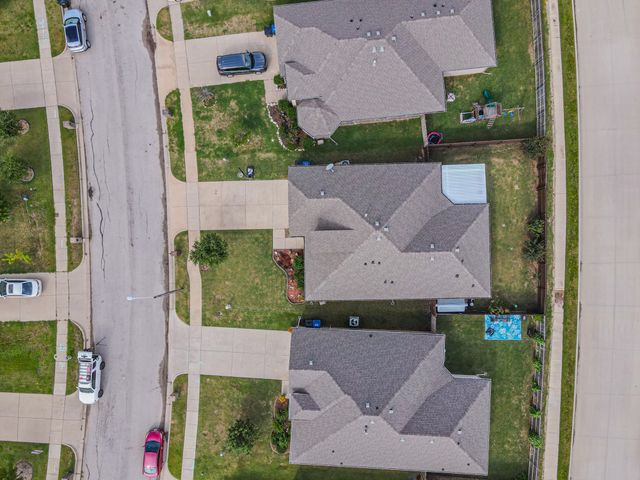 627 Redwood Drive, Greenville, TX 75402