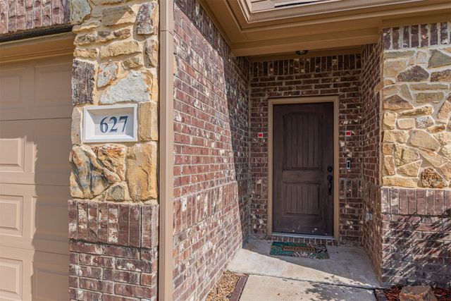 627 Redwood Drive, Greenville, TX 75402