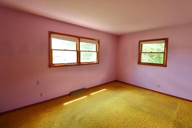 8343 W Pahs Road, Michigan City, IN 46360