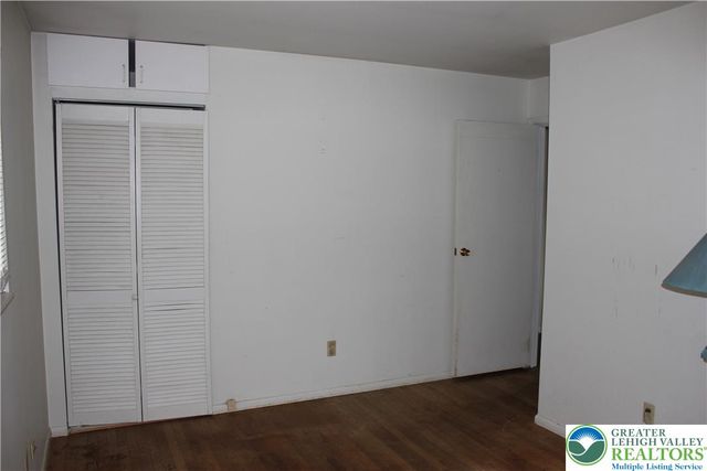 2104 Pinehurst Road, Bethlehem City, PA 18018