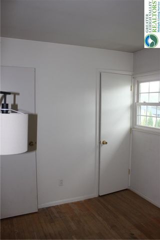 2104 Pinehurst Road, Bethlehem City, PA 18018