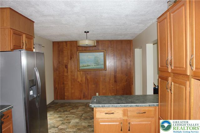 2104 Pinehurst Road, Bethlehem City, PA 18018