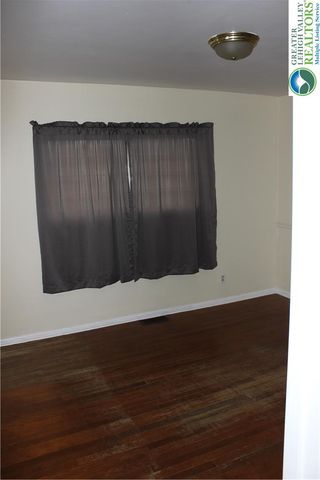 2104 Pinehurst Road, Bethlehem City, PA 18018