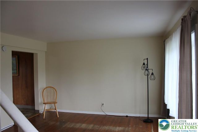 2104 Pinehurst Road, Bethlehem City, PA 18018