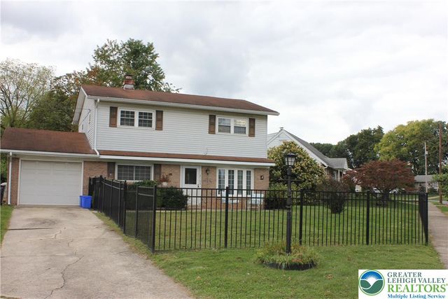 2104 Pinehurst Road, Bethlehem City, PA 18018