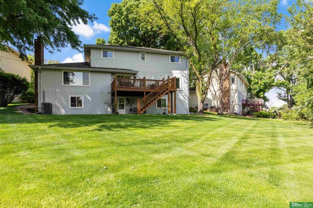 1811 S 167th Avenue Circle, Omaha, NE 68130