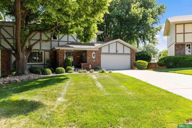 1811 S 167th Avenue Circle, Omaha, NE 68130