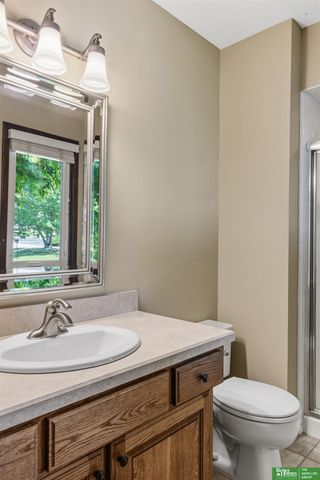 1811 S 167th Avenue Circle, Omaha, NE 68130