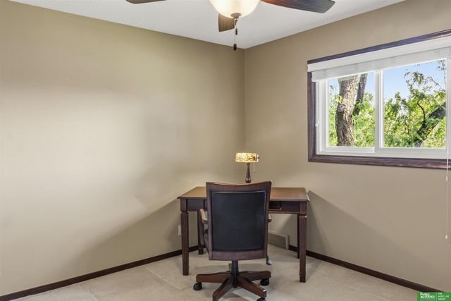 1811 S 167th Avenue Circle, Omaha, NE 68130
