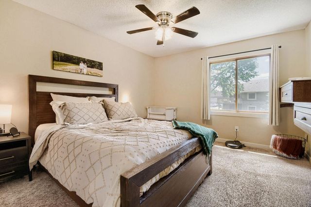 8862 Cottonwood Lane N, Maple Grove, MN 55369