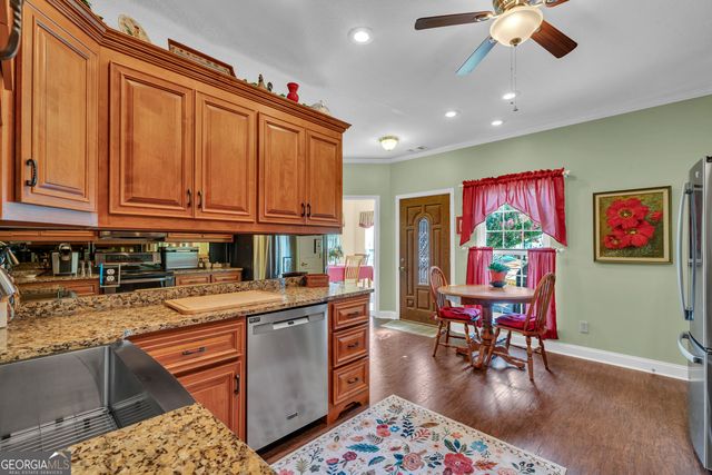 372 Spyglass Hill Drive, Perry, GA 31069