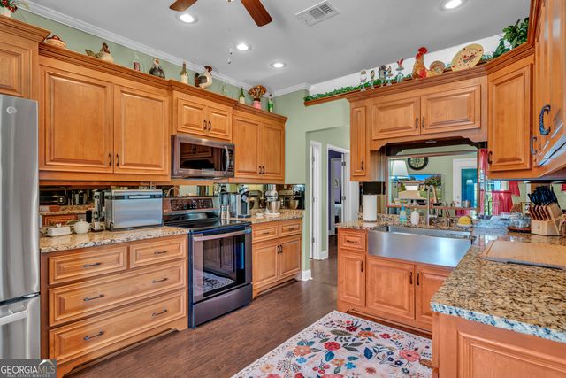 372 Spyglass Hill Drive, Perry, GA 31069