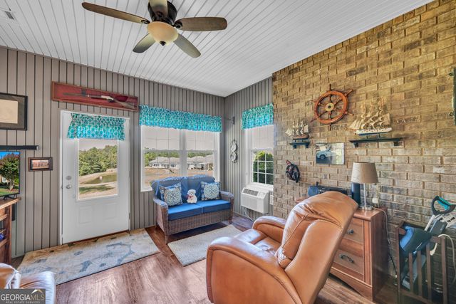 372 Spyglass Hill Drive, Perry, GA 31069