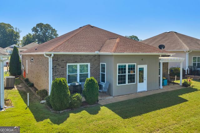 372 Spyglass Hill Drive, Perry, GA 31069