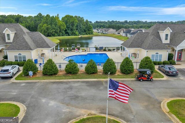 372 Spyglass Hill Drive, Perry, GA 31069