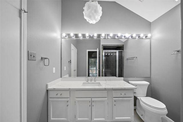 83 N Rushwing Circle, The Woodlands, TX 77381