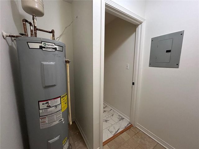 6352 Burnham Wood Place, Mobile, AL 36608