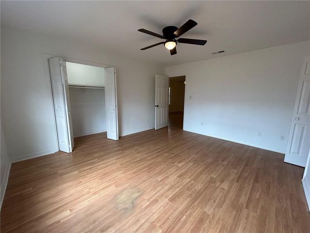 6352 Burnham Wood Place, Mobile, AL 36608