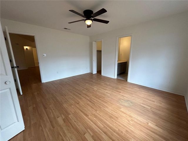 6352 Burnham Wood Place, Mobile, AL 36608