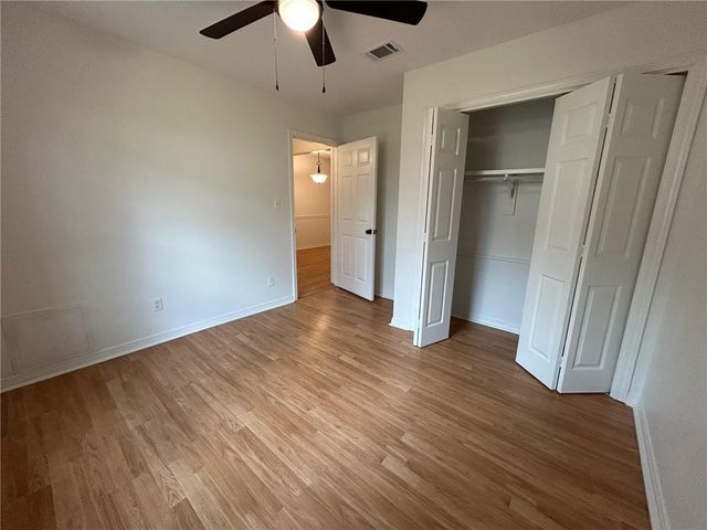 6352 Burnham Wood Place, Mobile, AL 36608