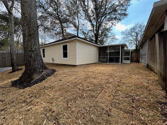 6352 Burnham Wood Place, Mobile, AL 36608