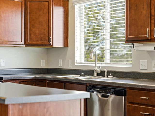 4511 Waterford Avenue, Bellevue, NE 68133