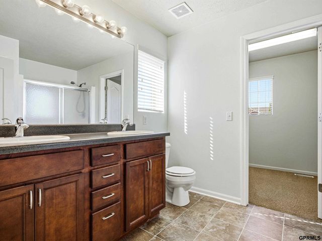 4511 Waterford Avenue, Bellevue, NE 68133