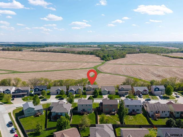 4511 Waterford Avenue, Bellevue, NE 68133