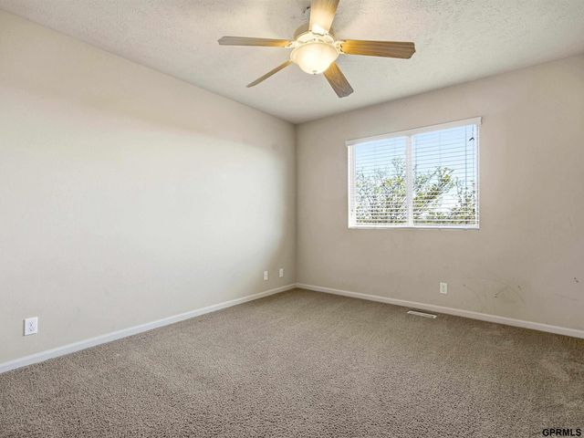 4511 Waterford Avenue, Bellevue, NE 68133