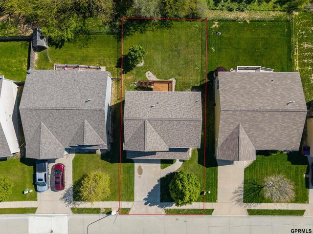 4511 Waterford Avenue, Bellevue, NE 68133