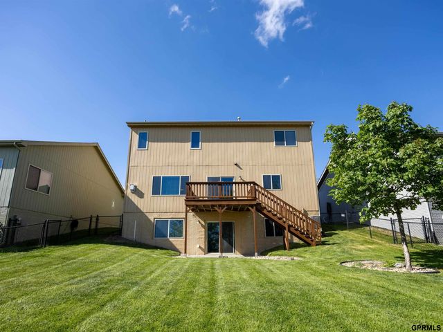 4511 Waterford Avenue, Bellevue, NE 68133