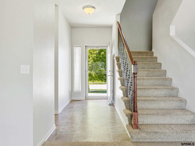4511 Waterford Avenue, Bellevue, NE 68133
