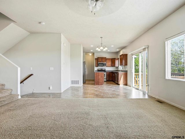 4511 Waterford Avenue, Bellevue, NE 68133
