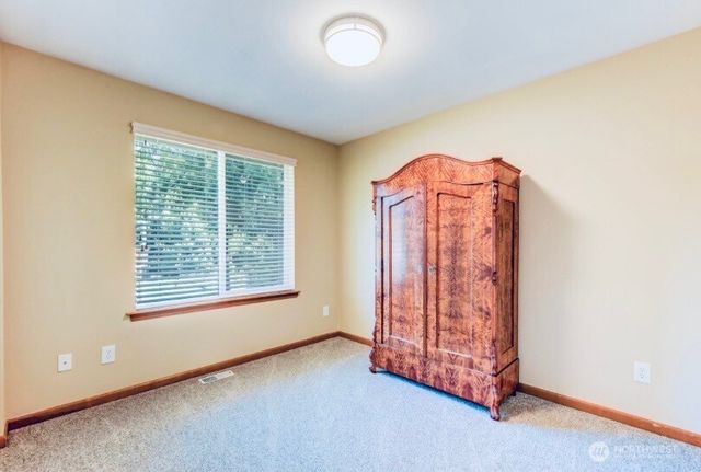 907 196th Place SW, Lynnwood, WA 98036