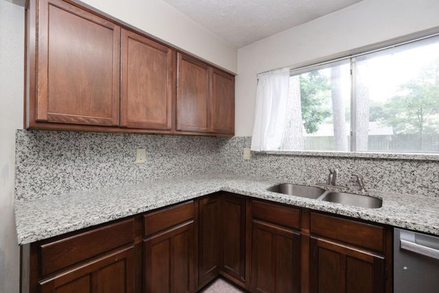 4623 Whispering Rock Lane, Spring, TX 77388