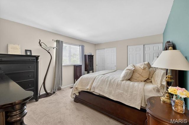 10720 Forest Path Drive, Sunset Hills, MO 63128