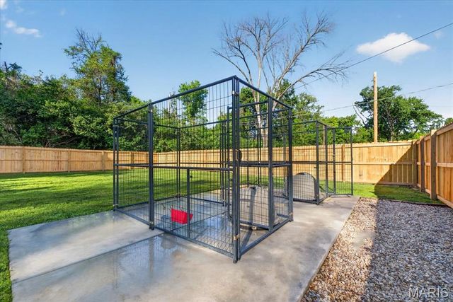 10720 Forest Path Drive, Sunset Hills, MO 63128