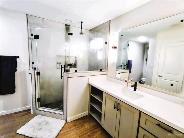 1011 W Sycamore Avenue, Alton, TX 78573