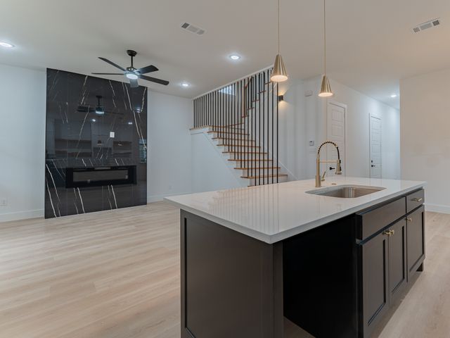 4715 Nome Street, Dallas, TX 75216