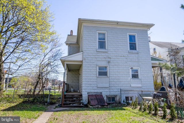 507 POTTSTOWN AVE, Pennsburg, PA 18073