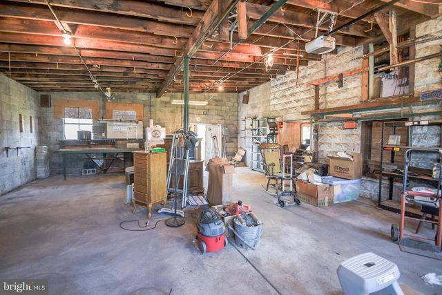 507 POTTSTOWN AVE, Pennsburg, PA 18073