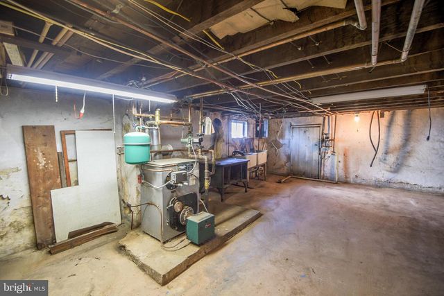 507 POTTSTOWN AVE, Pennsburg, PA 18073