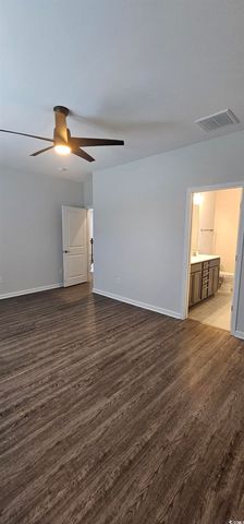 5039 Gladstone Dr, Conway, SC 29526