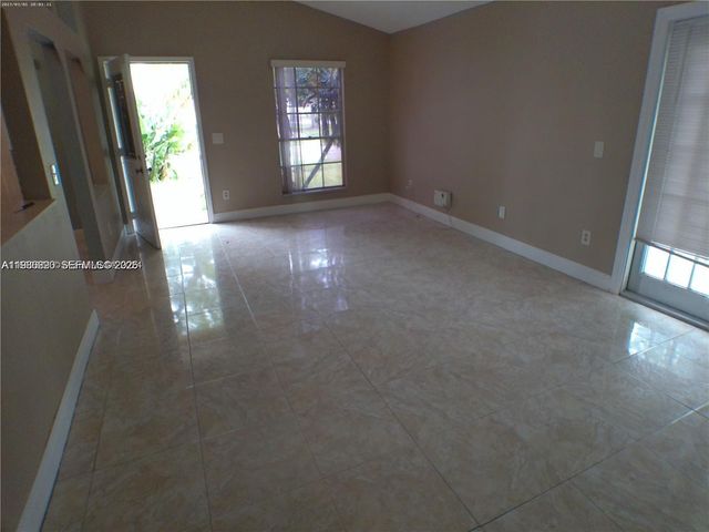 1490 SW 85th Ter, Pembroke Pines, FL 33025