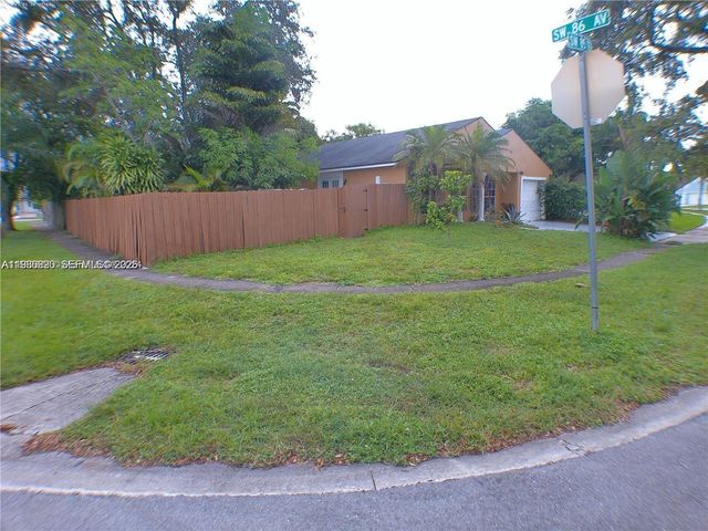 1490 SW 85th Ter, Pembroke Pines, FL 33025