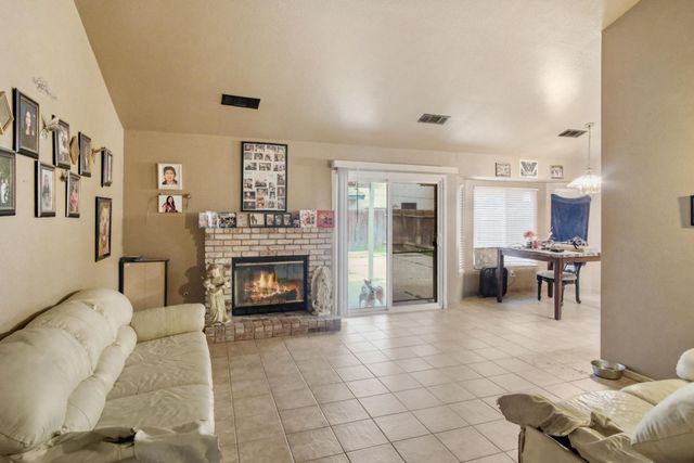 1931 Glen Harbor Dr, Ceres, CA 95307