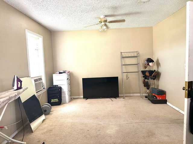 412 W 29th Street, Plainview, TX 79072