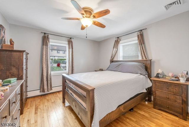 3 Canterbury Rd, Ringwood Boro, NJ 07456