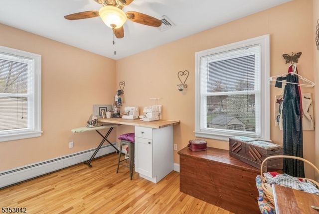 3 Canterbury Rd, Ringwood Boro, NJ 07456