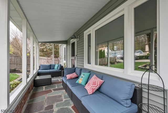 3 Canterbury Rd, Ringwood Boro, NJ 07456